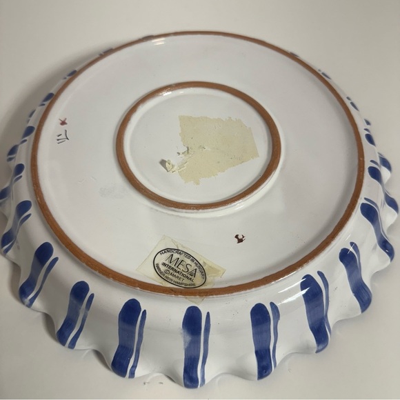 Mesa Intl Fruit Strawberry Pie Baking Dish/Plate 10" Hand Painted Pottery Signed - Picture 2 of 5